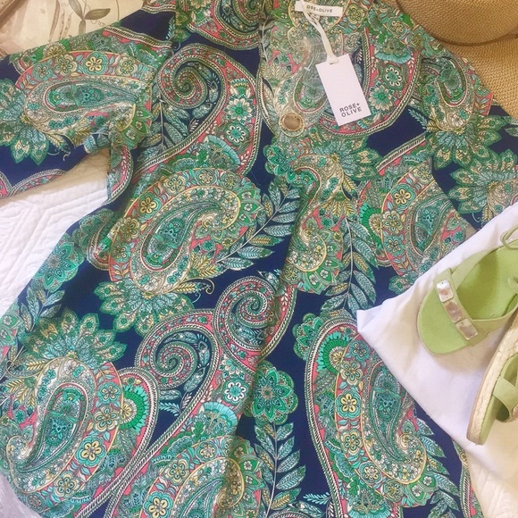 Rose & Olive Tops - NWT Rose and Olive paisley tunic blouse